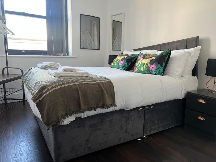 Mathew Street 1 Bed Apt Sleeps 6 ลิเวอร์พูล ภายนอก รูปภาพ