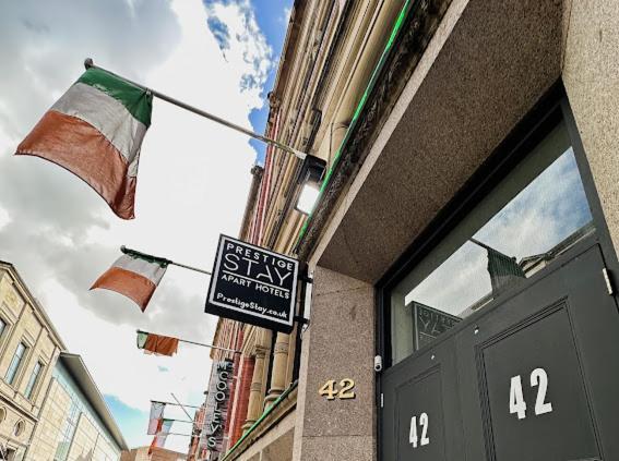 Mathew Street 1 Bed Apt Sleeps 6 ลิเวอร์พูล ภายนอก รูปภาพ
